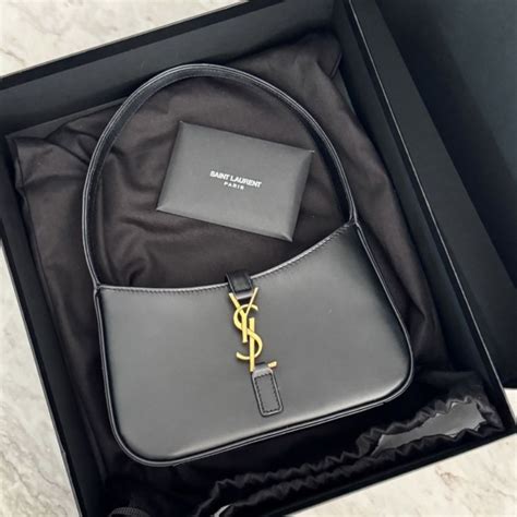 กระเป๋า ysl แท้